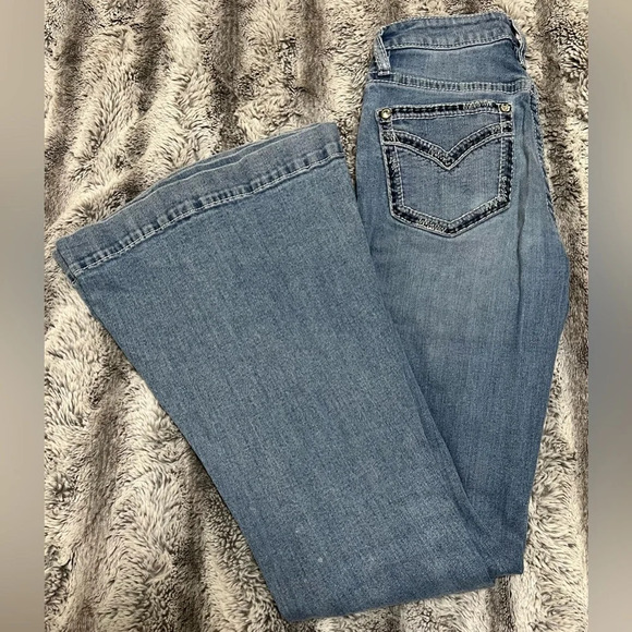 Shyanne Women's Blue Flared Jeans - Picture 5 of 5